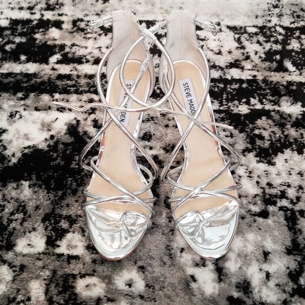 Steve madden metallic heels